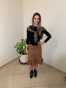 A Luciana transita bem entre um ambiente formal e informal.